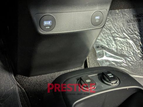 Used 2024 Kia EV6 Light RWD image 23