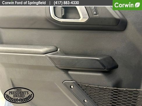 Certified 2025 Ford Bronco Badlands AWD/4WD image 34