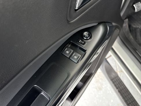 Used 2018 Chevrolet Colorado Z71 image 15