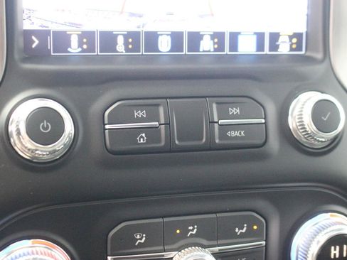 Used 2020 GMC Sierra 3500 Denali w/ Denali Ultimate Package image 26