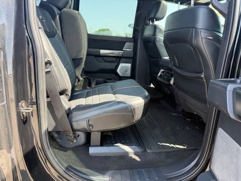 Used 2024 Ford F250 Platinum w/ FX4 Off-Road Package AWD/4WD image 13