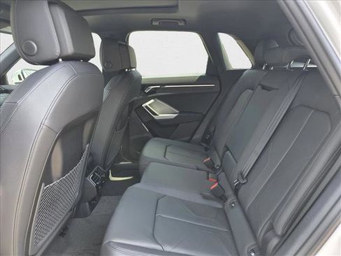 New 2025 Audi Q3 2.0T Premium image 18