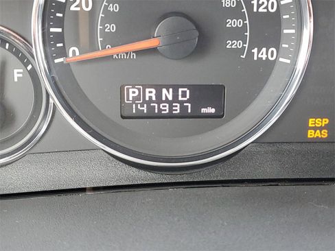 Used 2009 Jeep Grand Cherokee Laredo w/ Trailer Tow Group image 12