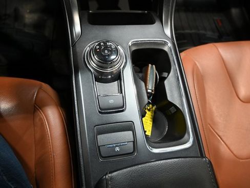 Used 2019 Ford Fusion Titanium image 19