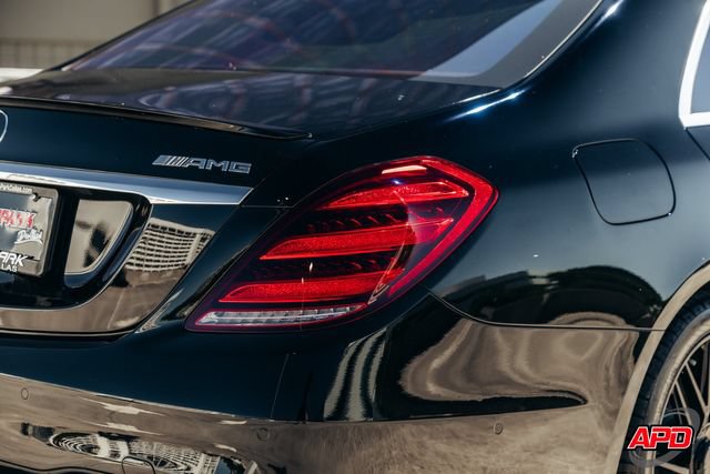 Used 2018 Mercedes-Benz S 560 Sedan image 44