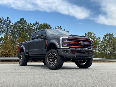 Used 2024 Ford F250 Lariat w/ Lariat Ultimate Package image 2