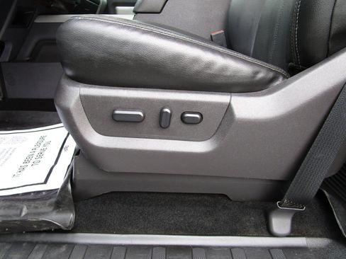 Used 2016 Ford F250 Lariat w/ Lariat Ultimate Package image 18