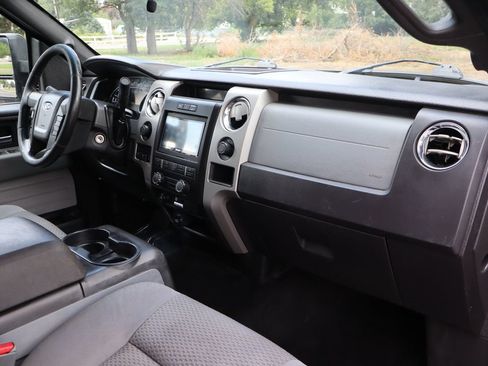 Used 2012 Ford F150 XLT w/ XLT Chrome Pkg AWD/4WD image 18
