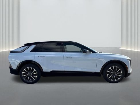 New 2026 Cadillac Lyriq Premium Sport image 4