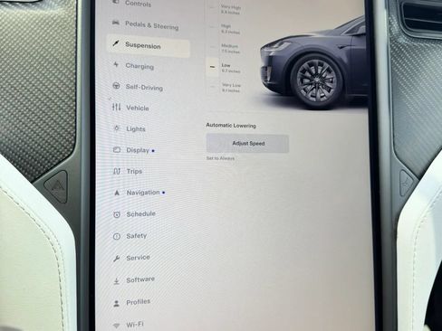 Used 2018 Tesla Model X 100D AWD/4WD image 36