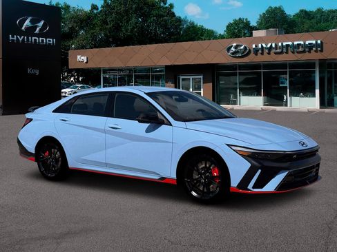 New 2026 Hyundai Elantra N FWD image 10