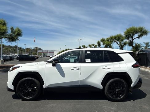 New 2026 Toyota RAV4 SE AWD/4WD image 4