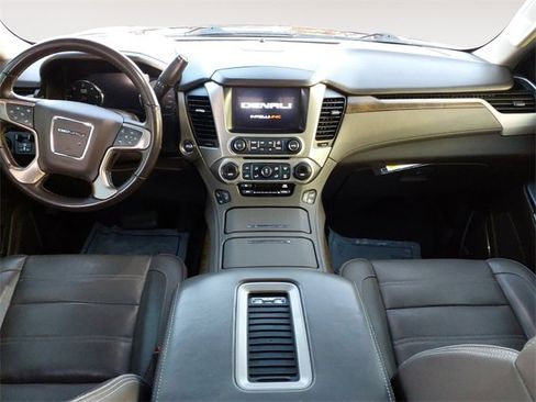 Used 2019 GMC Yukon Denali image 11