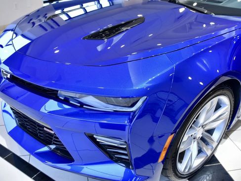 Used 2018 Chevrolet Camaro SS image 10
