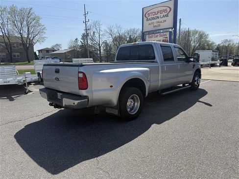 Used 2010 Ford F350 Lariat RWD image 5