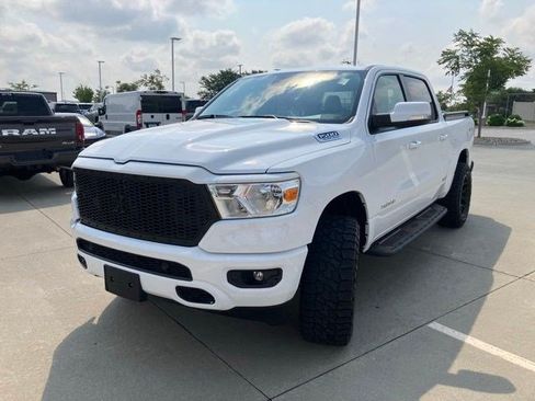 Used 2022 RAM 1500 Big Horn AWD/4WD image 3
