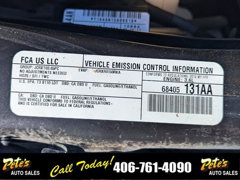 Used 2018 Dodge Grand Caravan SE w/ UConnect Hands-Free Group image 28