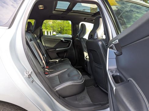 Used 2014 Volvo XC60 T6 R-Design AWD/4WD image 35
