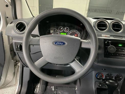 Used 2013 Ford Transit Connect XL FWD image 20