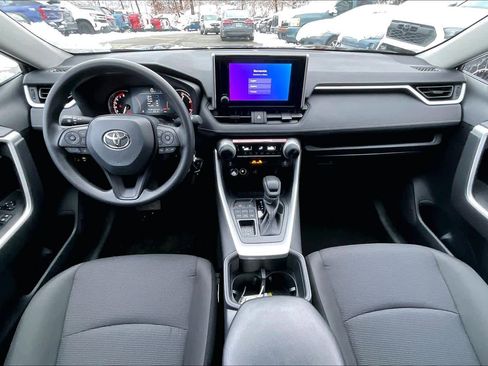 New 2025 Toyota RAV4 LE image 5