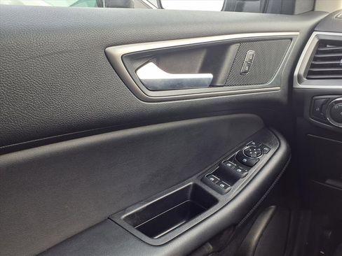 Used 2024 Ford Edge SEL image 20
