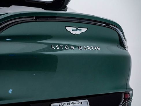 Used 2025 Aston Martin DBX 707 image 12