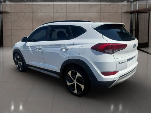 Used 2018 Hyundai Tucson Value FWD image 4