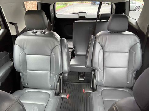 Used 2019 Chevrolet Traverse LT w/ LT Premium Package FWD image 49