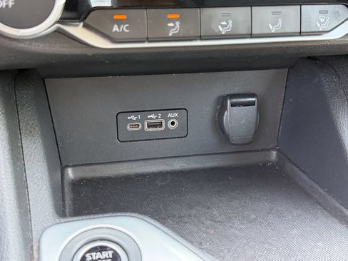 Used 2023 Nissan Sentra SV FWD image 24
