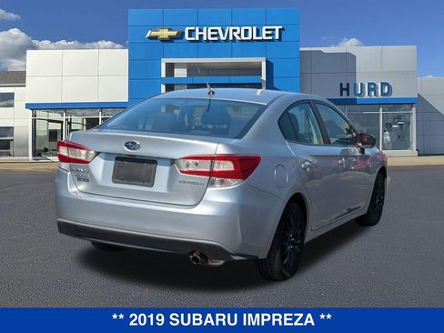 Used 2019 Subaru Impreza 2.0i image 4