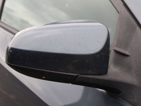 Used 2018 Toyota Corolla L image 13