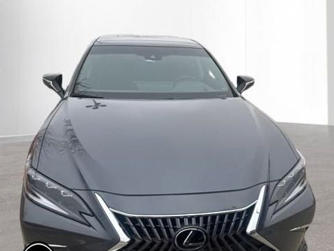 Certified 2025 Lexus ES 350 Ultra Luxury image 2