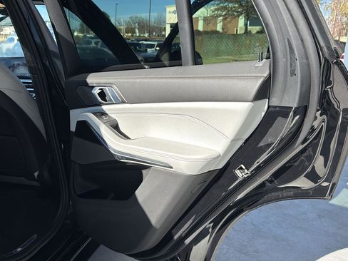 Certified 2024 BMW X5 sDrive40i w/ M Sport Package image 13