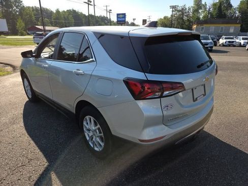 Used 2022 Chevrolet Equinox LT AWD/4WD image 24
