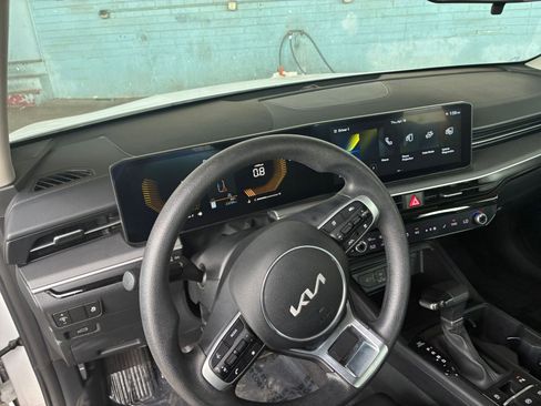 Used 2025 Kia K5 LXS FWD image 34