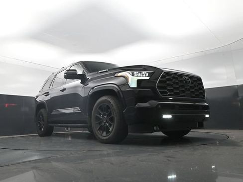 Used 2024 Toyota Sequoia Platinum w/ TRD Off-Road Package AWD/4WD image 27
