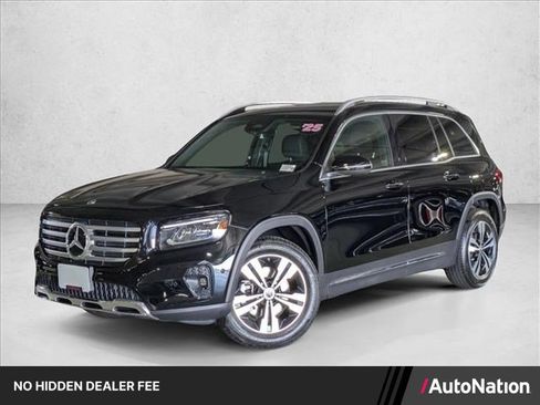Certified 2025 Mercedes-Benz GLB 250 image 1