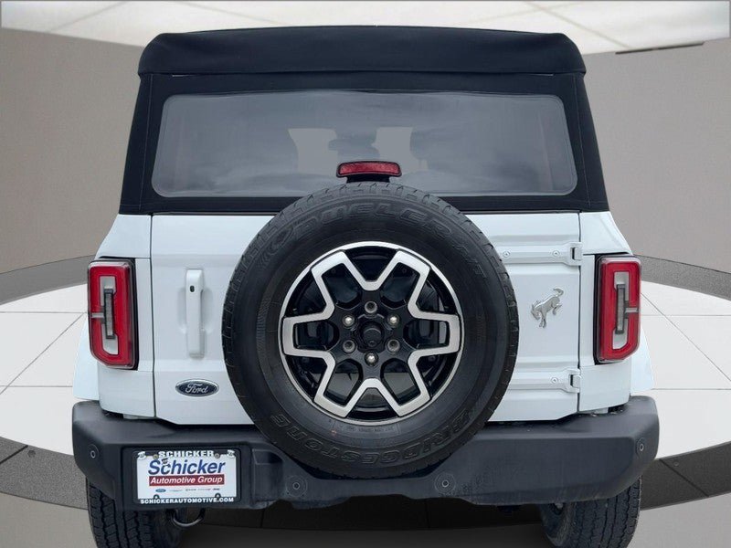 Used 2024 Ford Bronco Outer Banks AWD/4WD image 4