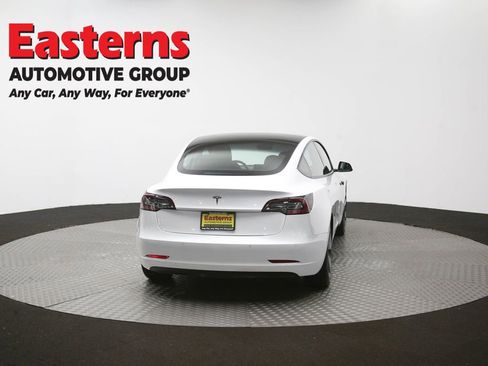 Used 2021 Tesla Model 3 Standard Range Plus RWD image 33