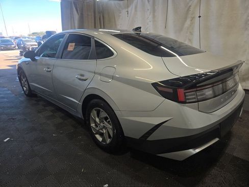 Used 2025 Hyundai Sonata SE image 4