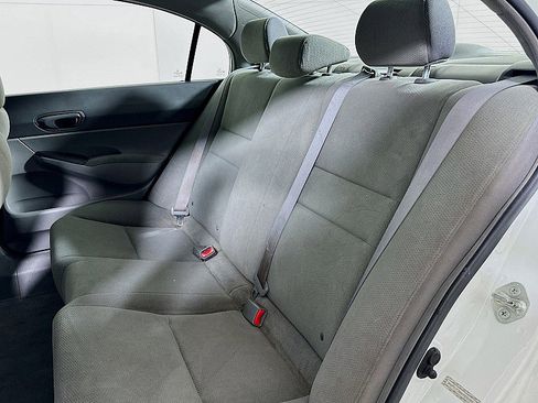 Used 2010 Honda Civic DX-VP image 19