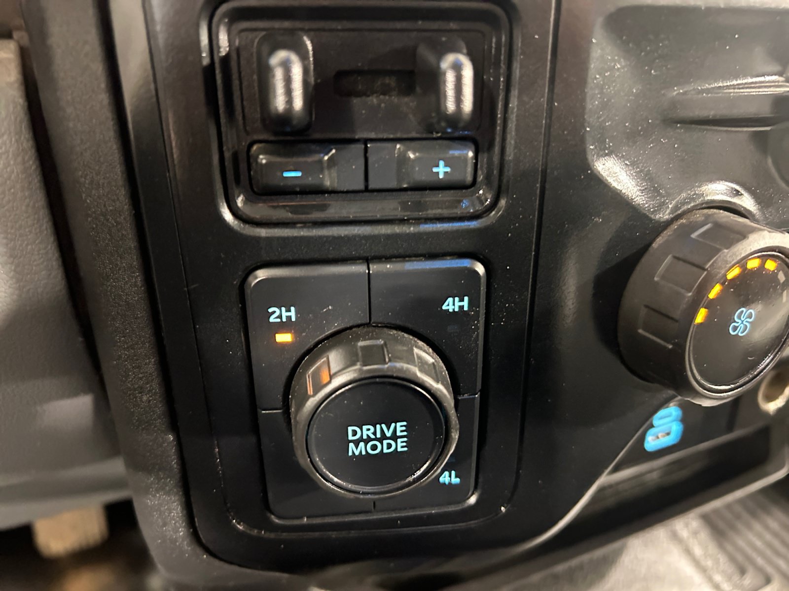 Used 2024 Ford F450 XL AWD/4WD image 22