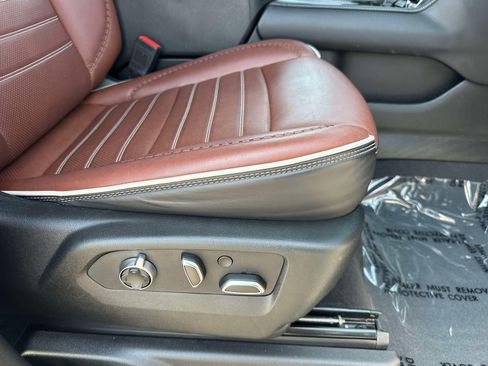 Used 2023 GMC Yukon Denali Ultimate w/ LPO, Floor Liner Package AWD/4WD image 26