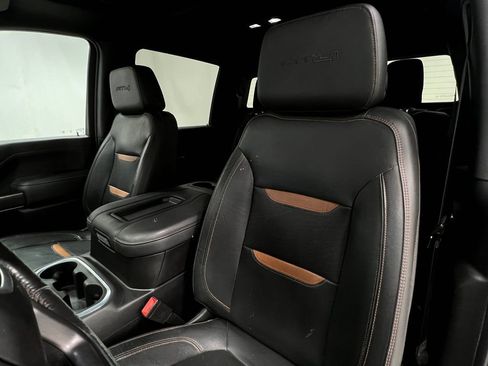 Used 2021 GMC Sierra 2500 AT4 w/ AT4 Premium Plus Package AWD/4WD image 16