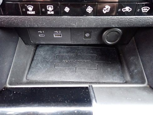 Used 2022 Mitsubishi Outlander SE image 21