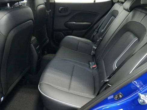 New 2025 Hyundai Venue Limited image 23