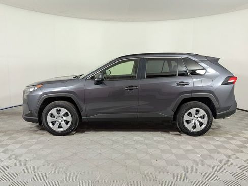 Used 2020 Toyota RAV4 LE FWD image 6