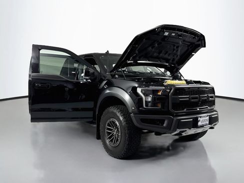 Used 2019 Ford F150 Raptor w/ Equipment Group 802A Luxury AWD/4WD image 32