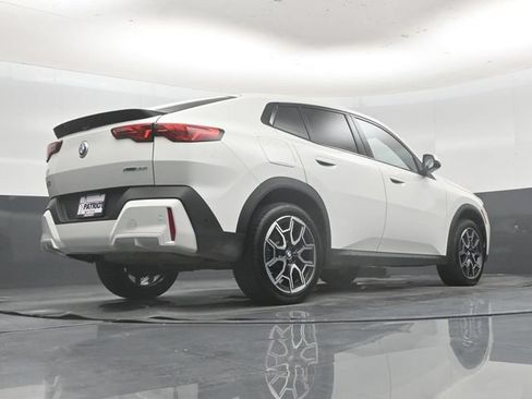 Used 2026 BMW X2 xDrive28i AWD/4WD image 47