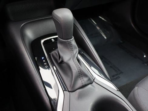 Used 2025 Toyota Corolla LE image 35